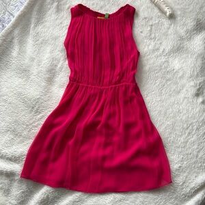 Alice+Olivia dark pink chiffon sleeveless dress. Size S
